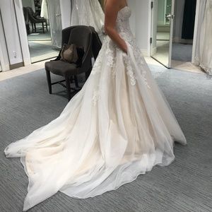 NEVER WORN David's Bridal Wedding Dress